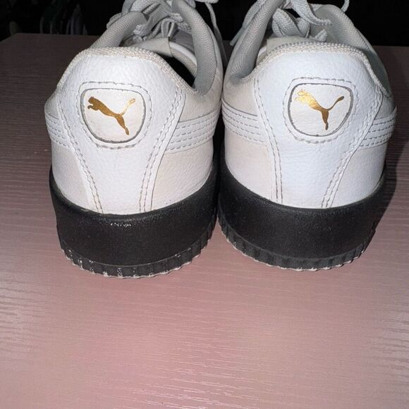 Puma Carina Sneaker Size 9 - Picture 4 of 7